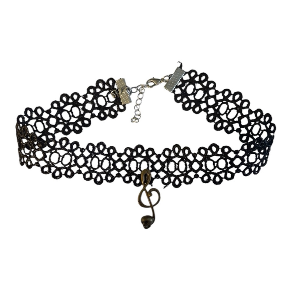 Elegant black lace choker necklace